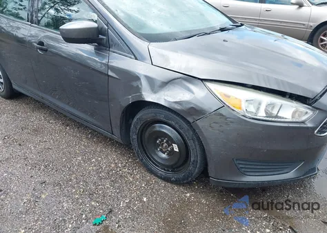 2016 Ford Focus S from USA, damaged, VIN 1FADP3E20GL335170